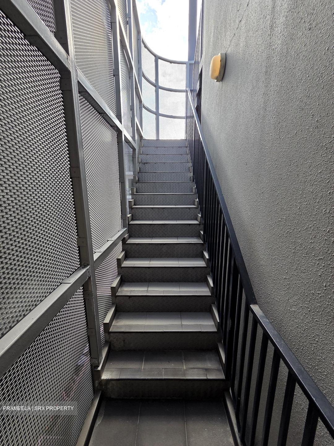 Suites 28 (D14), Apartment #598687041